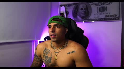 Darius Phoenix  online show from February 12, 2025, 10:56 am