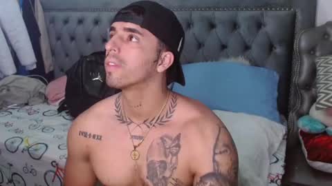 Darius Phoenix  online show from February 19, 2025, 12:11 pm