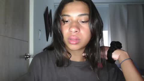 Sofia online show from October 17, 2025, 8:44 pm