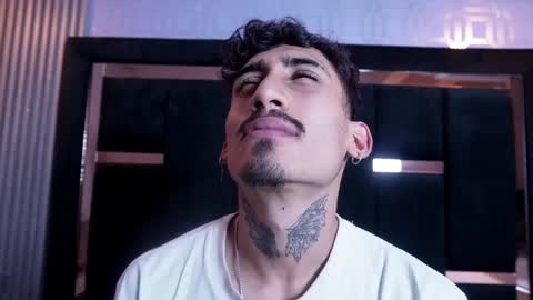 Sr. Eros online show from April 19, 2026, 3:50 am