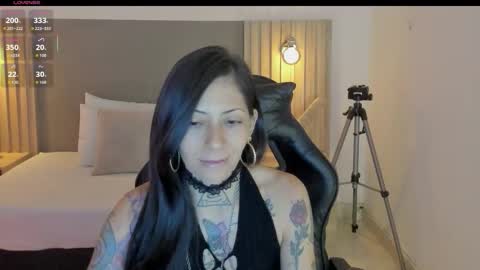 M I K A E L A online show from March 21, 2026, 12:54 pm