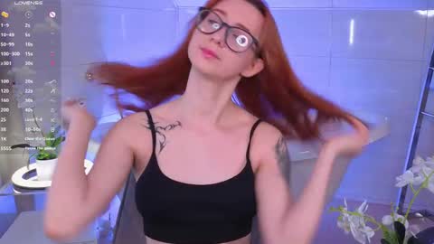 Snapshot of dark_lola_ chatting on May 31, 2026, 1:47 am Lola online show from May 31, 2026, 1:47 am