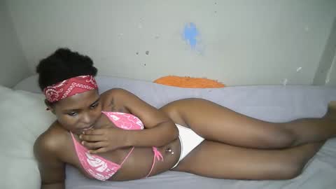 dark_lovly online show from December 17, 2025, 11:11 pm