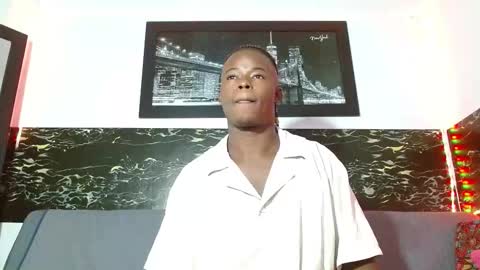 Chris  online show from October 17, 2025, 4:31 pm