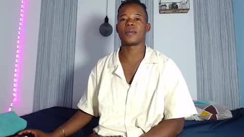 Chris  online show from November 14, 2025, 7:01 pm