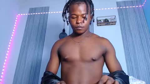 Chris  online show from November 18, 2025, 7:24 am