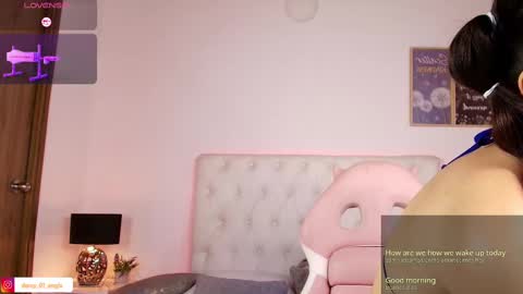 Angel Darcy  online show from September 28, 2025, 4:12 pm