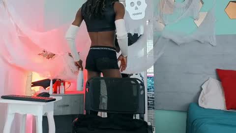 darkcandyboy online show from October 29, 2025, 12:51 pm