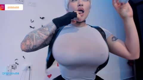 darknes_lilith18 online show from February 22, 2025, 1:22 am