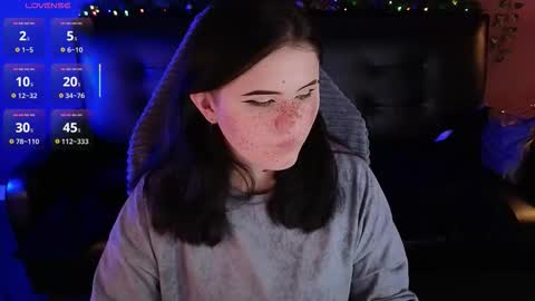 Snapshot of darksh1ne chatting on January 7, 2026, 8:55 pm Shine online show from January 7, 2026, 8:55 pm