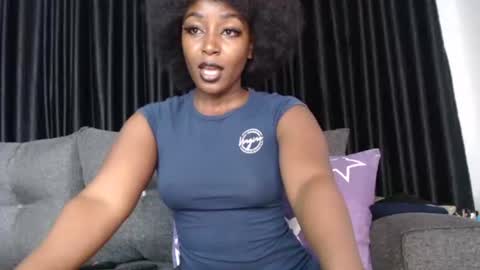 Snapshot of darktanqueen chatting on May 28, 2026, 4:21 am darktanqueen online show from May 28, 2026, 4:21 am