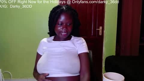 Snapshot of darky_36dd chatting on October 6, 2025, 5:05 am exclusive sexual content -- IGTwitterX darky 32dd online show from October 6, 2025, 5:05 am