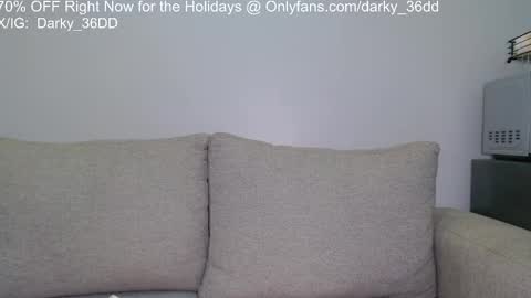 Snapshot of darky_36dd chatting on October 10, 2025, 5:23 pm exclusive sexual content -- IGTwitterX darky 32dd online show from October 10, 2025, 5:23 pm