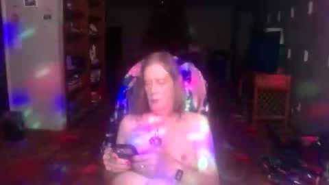 darla_darling1222101 online show from April 29, 2026, 9:02 am