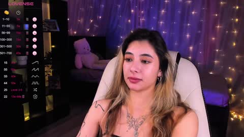 Belle online show from December 8, 2024, 7:58 am