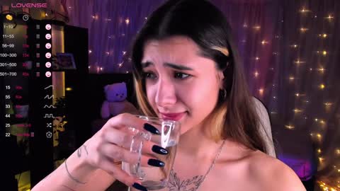 Belle online show from December 11, 2024, 6:58 am