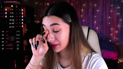 Belle online show from December 27, 2024, 5:20 am