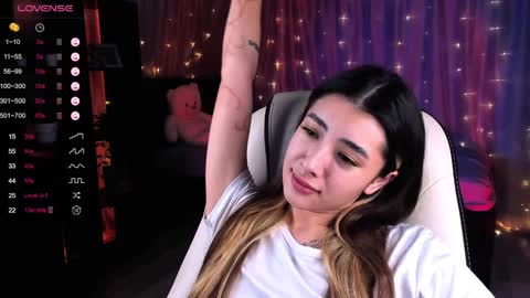 Belle online show from December 28, 2024, 7:44 am