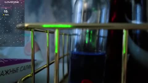 darlenedolce online show from September 20, 2025, 11:00 am