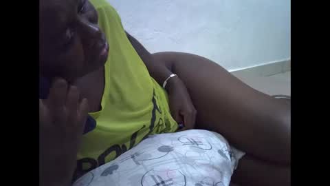 darling_ella online show from April 22, 2026, 7:59 pm