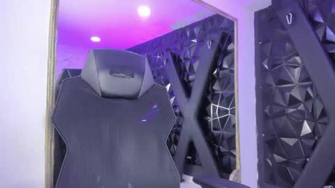 Darling online show from April 23, 2026, 10:36 am