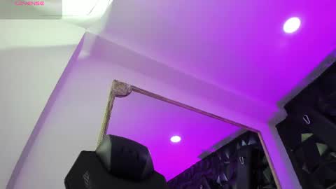 Snapshot of darlingbdsm_ chatting on July 22, 2026, 8:11 pm Darling online show from July 22, 2026, 8:11 pm
