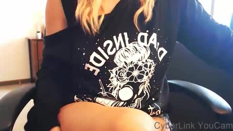 DarlingD online show from February 27, 2025, 2:00 pm