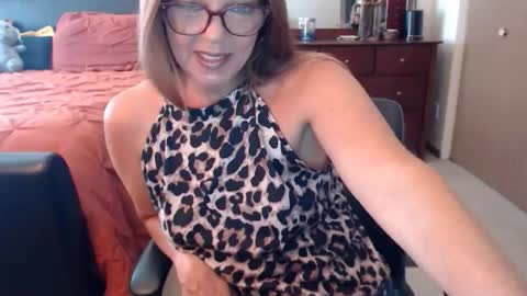 DarlingD online show from July 3, 2026, 1:50 pm