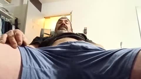 darmic online show from April 16, 2026, 8:59 am