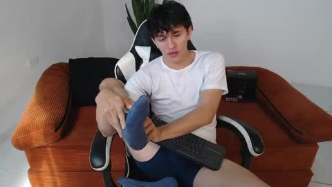 darrencolleen online show from April 24, 2026, 12:51 pm