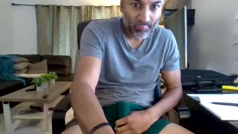 Snapshot of darryl43321 chatting on October 10, 2025, 6:18 pm darryl43321 online show from October 10, 2025, 6:18 pm