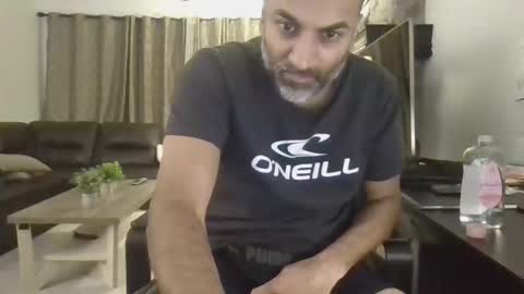 Snapshot of darryl43321 chatting on December 21, 2025, 1:02 am darryl43321 online show from December 21, 2025, 1:02 am