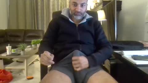 Snapshot of darryl43321 chatting on January 12, 2026, 5:29 pm darryl43321 online show from January 12, 2026, 5:29 pm