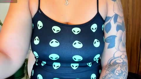 Snapshot of darsha__sahu chatting on February 26, 2025, 12:05 am Darsha online show from February 26, 2025, 12:05 am