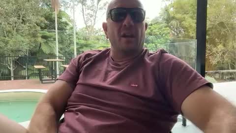 dartanian0001 online show from October 15, 2025, 3:28 am