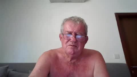Snapshot of darwincock chatting on June 25, 2026, 5:12 am darwincock online show from June 25, 2026, 5:12 am