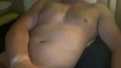 Snapshot of darwins_dessert chatting on June 8, 2026, 8:42 pm darwins_dessert online show from June 8, 2026, 8:42 pm