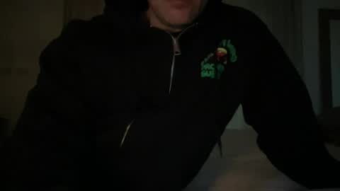 Snapshot of darwins_dessert chatting on June 15, 2026, 8:33 pm darwins_dessert online show from June 15, 2026, 8:33 pm