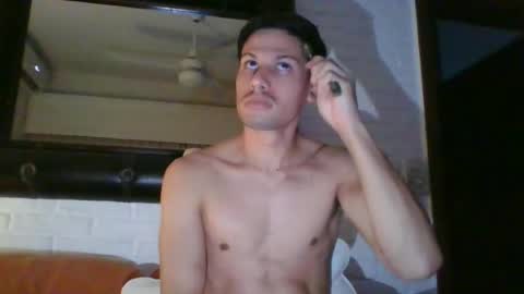 Snapshot of daryof chatting on June 21, 2026, 12:24 am Daryo Franco online show from June 21, 2026, 12:24 am