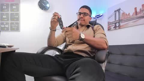 Dash online show from October 1, 2025, 11:16 am