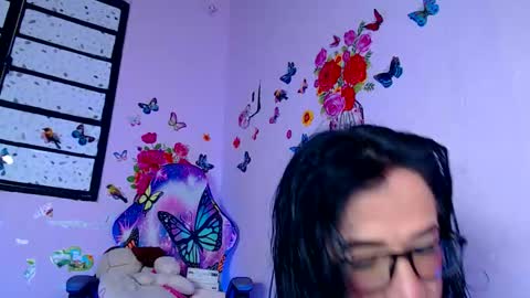 Dasly online show from March 18, 2026, 1:53 am