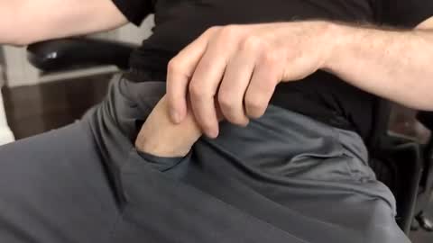 Snapshot of databass chatting on February 3, 2025, 7:42 pm databass online show from February 3, 2025, 7:42 pm