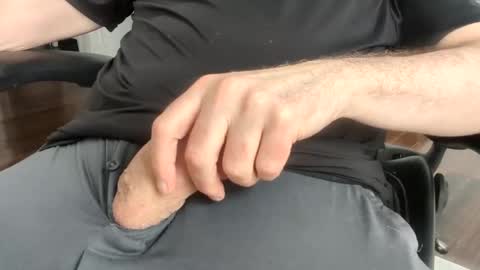 Snapshot of databass chatting on February 25, 2025, 8:09 pm databass online show from February 25, 2025, 8:09 pm