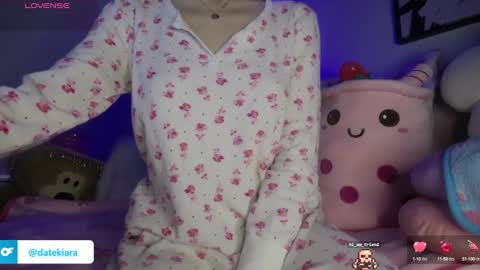 Kiara  online show from December 28, 2024, 6:39 am