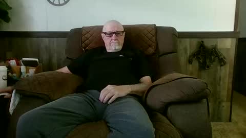dave571960 online show from May 23, 2026, 10:30 am