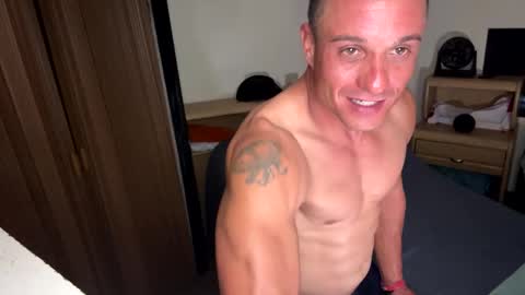 dave875126 online show from May 15, 2026, 10:50 pm