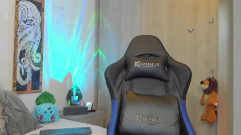 DAVE MAX online show from January 14, 2025, 3:11 am