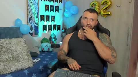 DAVE MAX online show from February 26, 2025, 2:26 am