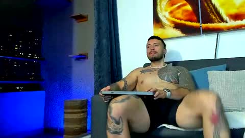 DAVE MAX online show from April 21, 2026, 2:51 am