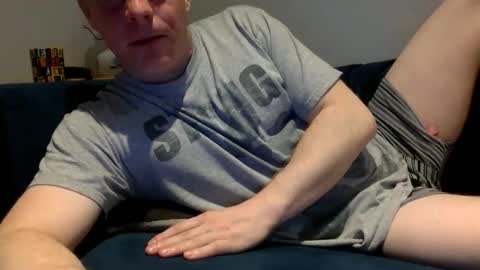 daveb709709709 online show from February 9, 2026, 2:37 am